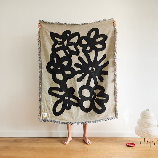 Luna Flowers - Woven Blanket